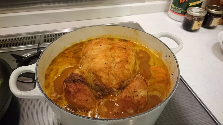 ロティサリーチキンで、丸鶏のスープカレーの画像