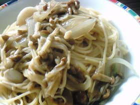 きのこたっぷりパスタ