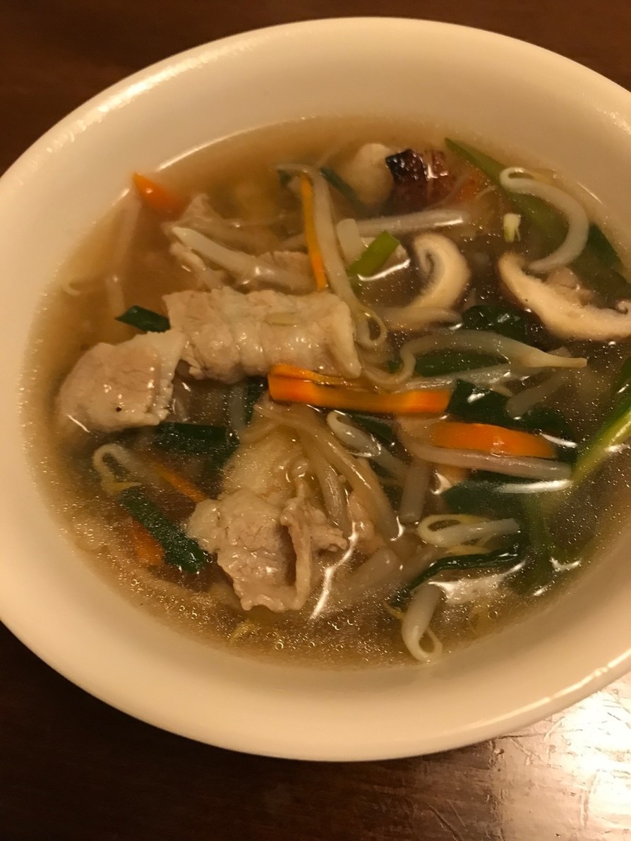 ニラともやしの野菜スープの画像
