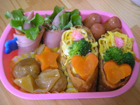 ☆キュートで可愛ぃ☆お稲荷さん弁当