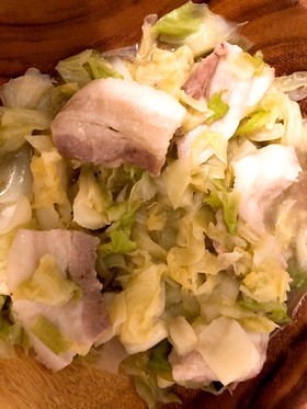 切って混ぜるだけのお手軽!豚キャベツ