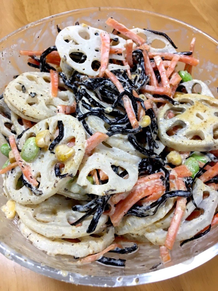 デパ地下風れんこんとひじきのサラダ