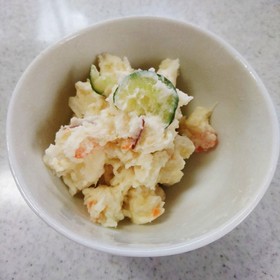 *りんご&チーズ入りポテトサラダ*