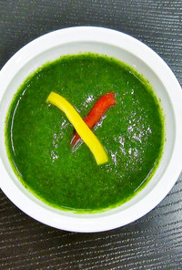 夏野菜の冷製グリーンスープ