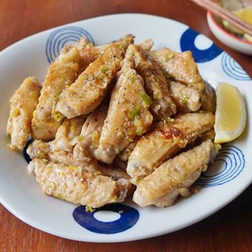 こんがり手羽中のごま油香味ダレ