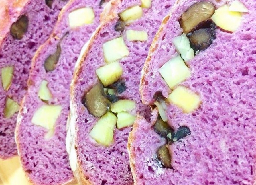 紫芋カンパーニュの画像
