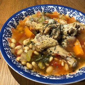 圧力鍋で☆鶏と大豆のトマトスープ〜無化調