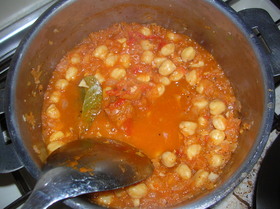 ひよこ豆でベジタリアンカレー