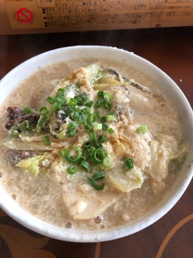 牡蠣と豆乳ふわっふわっ鍋