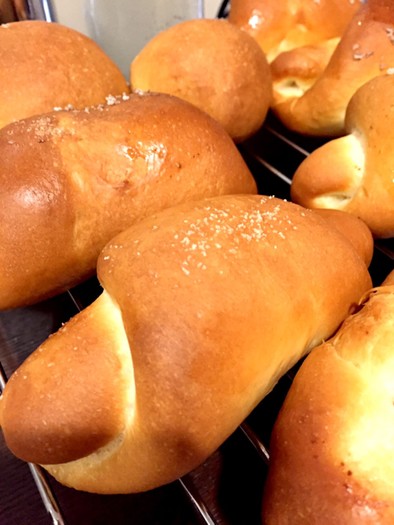 塩バターパン！冷蔵庫発酵☆簡単美味しい☆の写真
