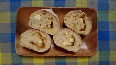 クリームチーズ&マーマレードパンの写真