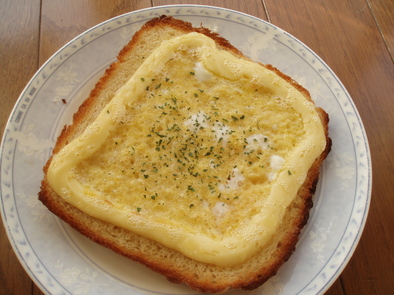 簡単マヨ玉トーストの写真