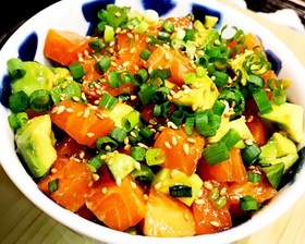 絶品!ポキ丼 ☆〜ハワイの風を感じて☆