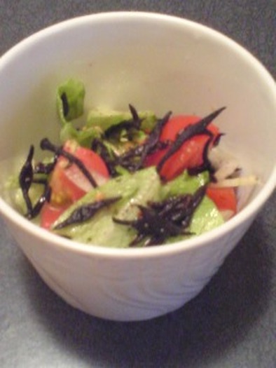 シャキシャキ野菜とひじきのサラダの写真