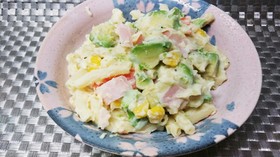アボカド入り具だくさんポテトサラダ