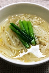 低糖質☆エノキとモヤシのスープ