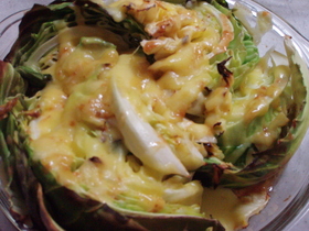 たっぷりキャベツの金のごまだれチーズ焼き