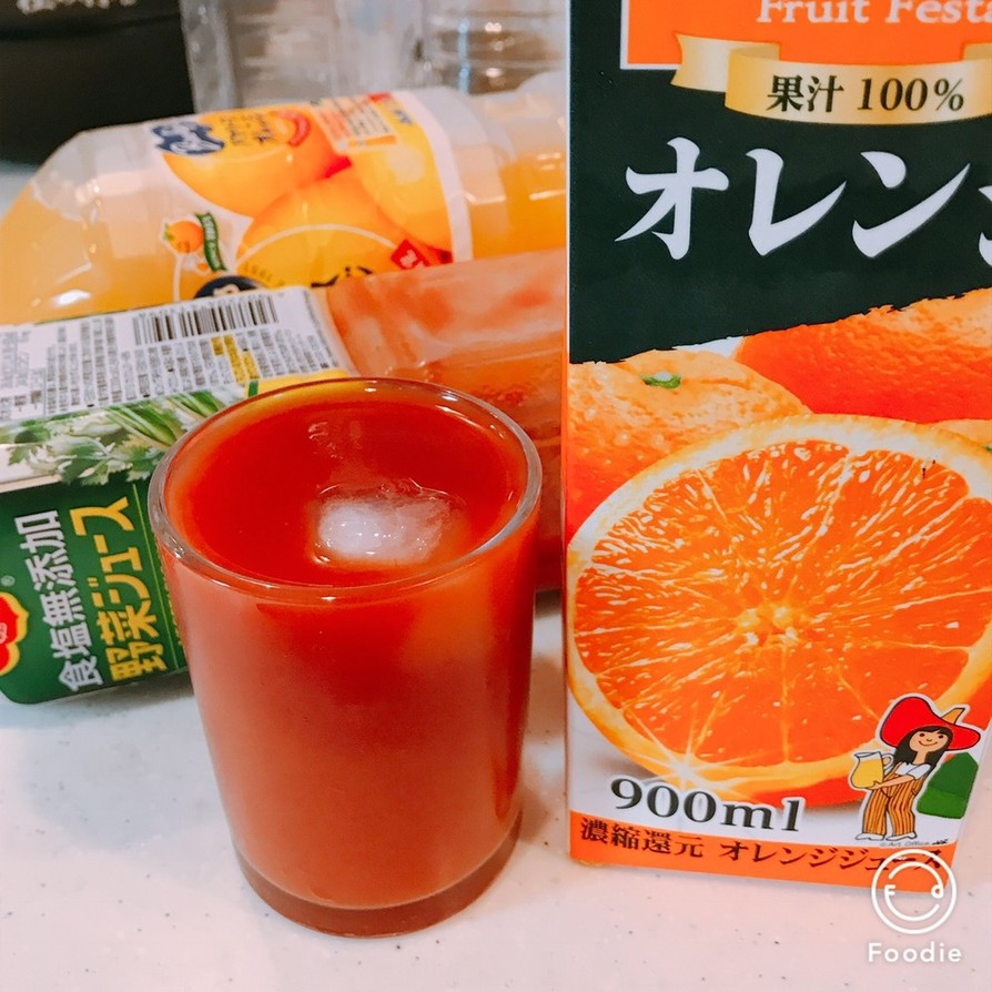 野菜ジュースのオレンジジュース割り！の画像