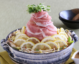 肉タワーもやしレモン鍋