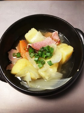 簡単あっさり味ポトフ〜コンソメキューブで