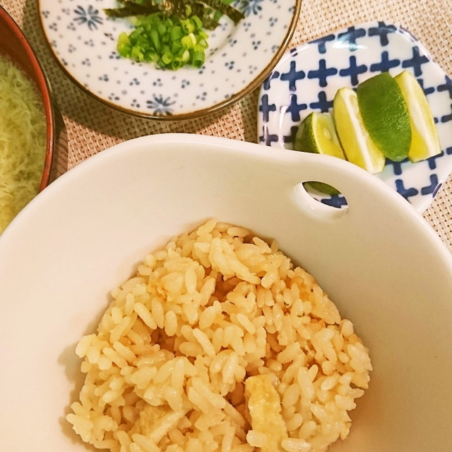 ほのかに松茸香る鮭炊き込みごはん レシピ 作り方 By 赤紫芋介 クックパッド 簡単おいしいみんなのレシピが361万品