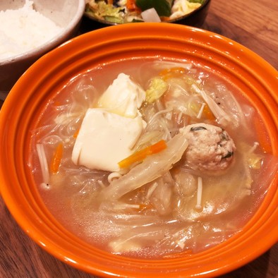 体ポッカポカ！鶏団子と白菜のスープの写真