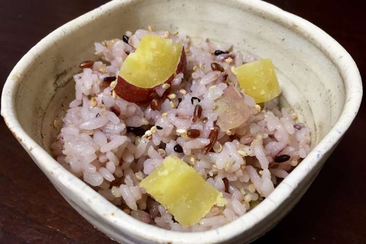 秋のご馳走 ホクホクさつまいも雑穀ごはん レシピ 作り方 By パン大好きmimi クックパッド 簡単おいしいみんなのレシピが371万品