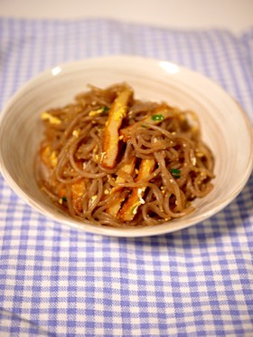 糸こんにゃくと天ぷらの炒め煮