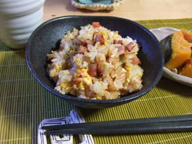 にんにく風味・焼き豚炒飯