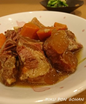豚軟骨の煮物(とんこつ)