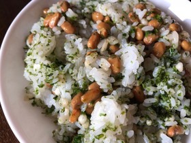納豆入り!悪魔のおにぎり風まぜご飯