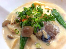 さば味噌煮缶ときのこde和風シチュー♪