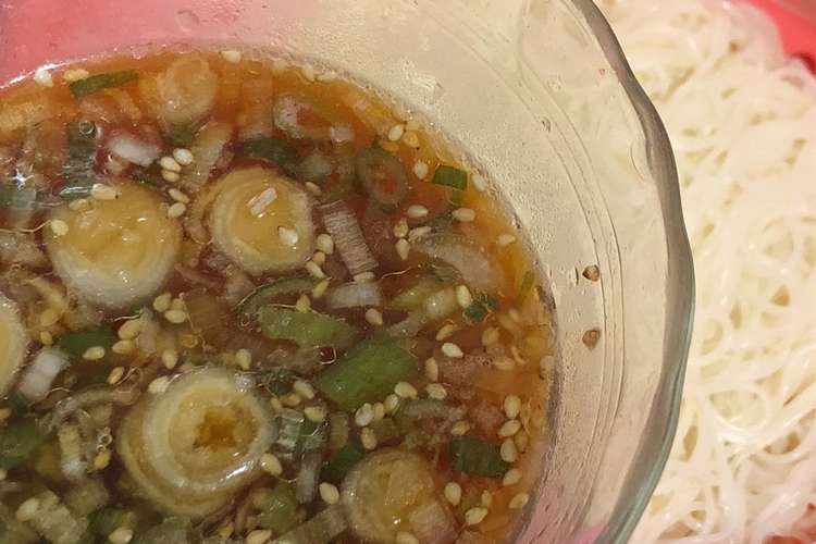 ごま油で香ばしい そうめんつゆ レシピ 作り方 By の の クックパッド 簡単おいしいみんなのレシピが354万品
