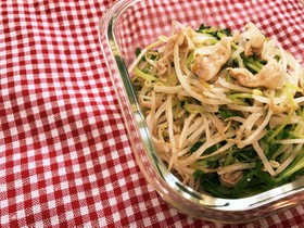 豚肉ともやしと豆苗の中華炒め