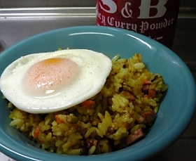 チーズ入りカレーチャーハン