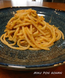 キムチとアボカドのクリームパスタ
