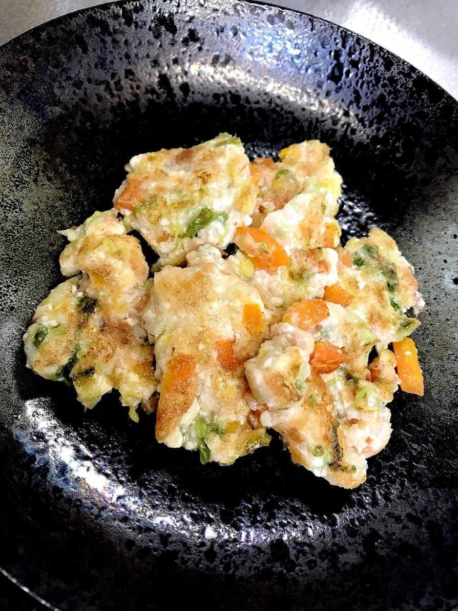 離乳食後期〜◆魚と豆腐のハンバーグおやきの画像