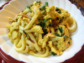 にらたま焼きうどん