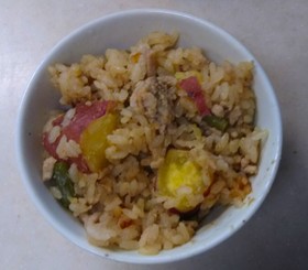 薩摩芋と豚挽き肉のすき焼き風炊き込みご飯