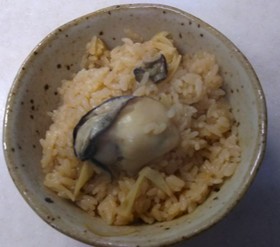 牡蠣の炊き込みご飯