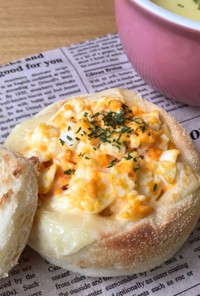 イングリッシュマフィン・チーズ卵マヨ