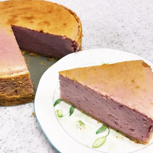 簡単しっとり 紫いもチーズケーキ レシピ 作り方 By はるジイジイ クックパッド 簡単おいしいみんなのレシピが350万品