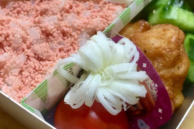 簡単さけるチーズでお花 お弁当 飾りに レシピ 作り方 By ｍａｙｕ５５ クックパッド 簡単おいしいみんなのレシピが366万品