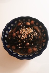 ひじき、きくらげ、ヒヨコ豆、人参の煮物
