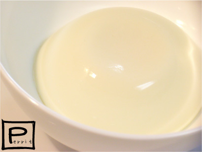 ✔とろ～りもっちり。杏仁豆腐風牛乳プリンの画像