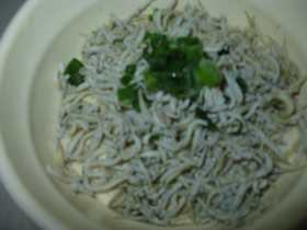 漁師風!?大漁☆いかなご釜揚げしらす丼♪