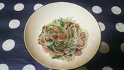 もやしとソーセージの塩いための写真