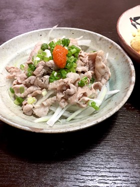 簡単おつまみ玉ねぎスライス豚肉のっけ盛り