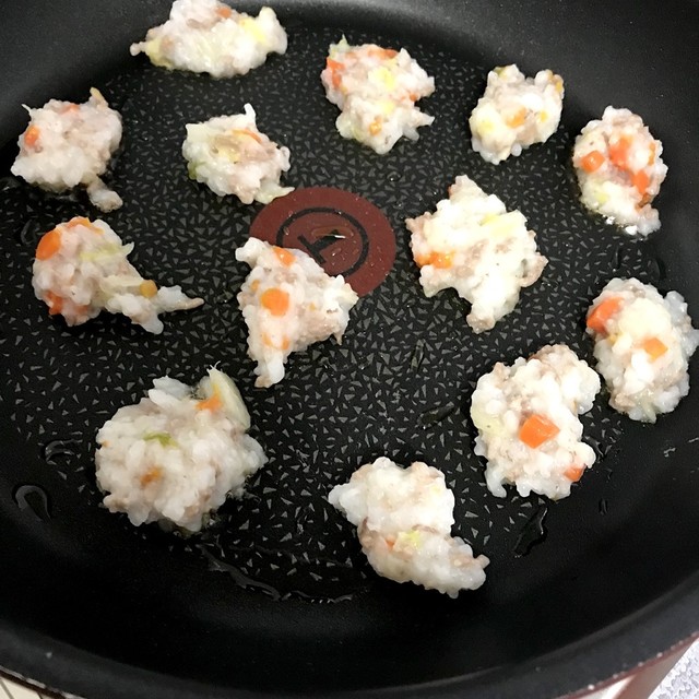 離乳食後期 完了期 ご飯のおやき レシピ 作り方 By Kotettyan クックパッド 簡単おいしいみんなのレシピが350万品