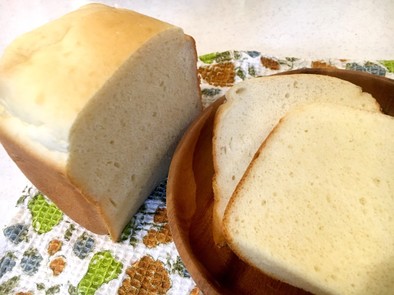 スライスチーズで☆濃厚チーズ食パンの写真